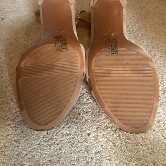 Naturalizer heels - Picture 5 of 6